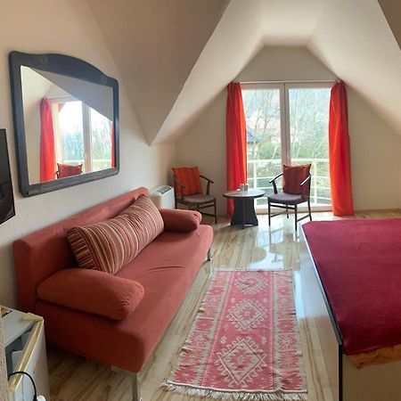 Tuenderszikla Panzio Bed & Breakfast Pilisjaszfalu Eksteriør bilde
