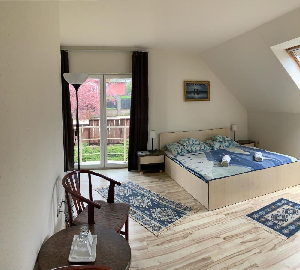 Tuenderszikla Panzio Bed & Breakfast Pilisjaszfalu Eksteriør bilde