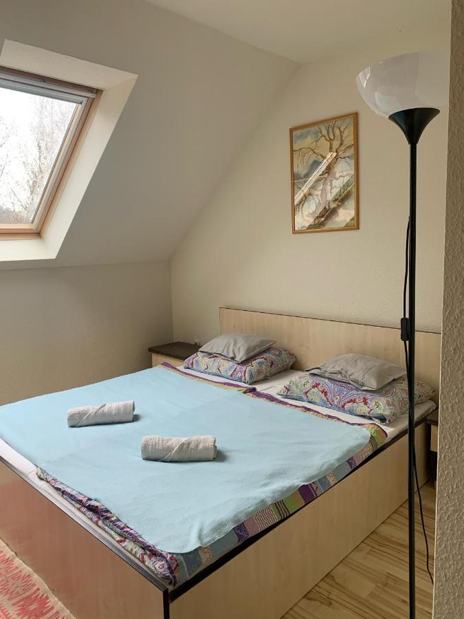 Tuenderszikla Panzio Bed & Breakfast Pilisjaszfalu Eksteriør bilde
